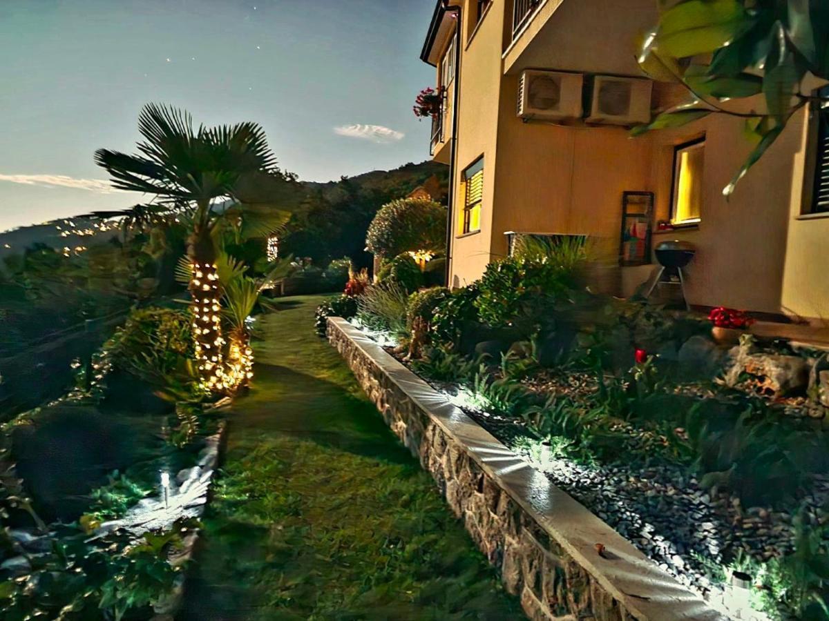 Apartments Villa Krasa Lovran Bagian luar foto