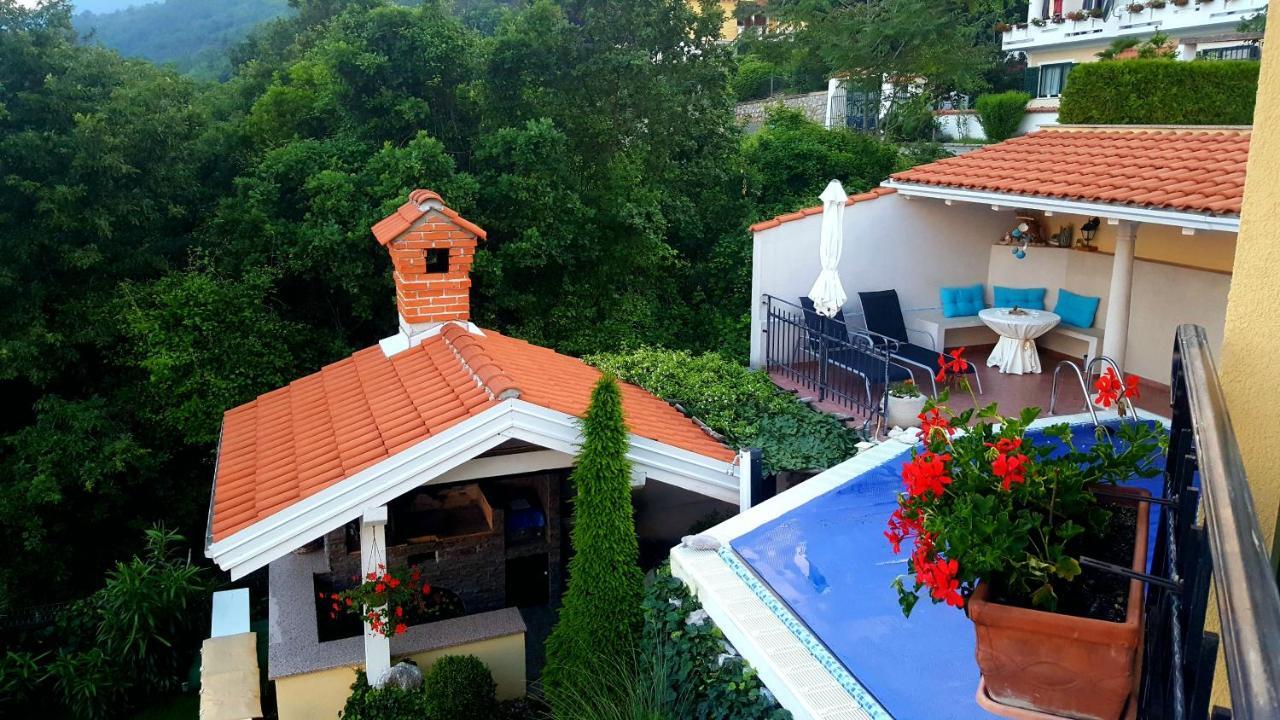 Apartments Villa Krasa Lovran Bagian luar foto