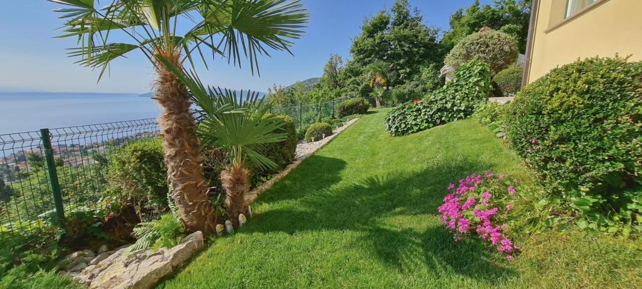 Apartments Villa Krasa Lovran Bagian luar foto