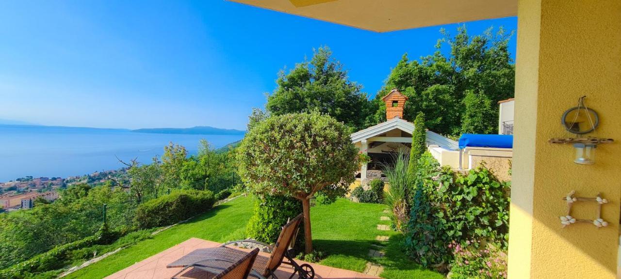 Apartments Villa Krasa Lovran Bagian luar foto